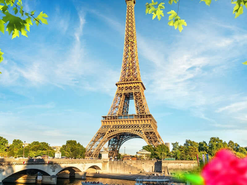 Mega Benelüx & Paris