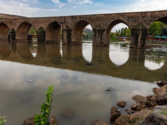 OTOBÜSLÜ 6GECE-6GÜN ( 4GECE OTEL KONAKLAMA) GAP TURU
